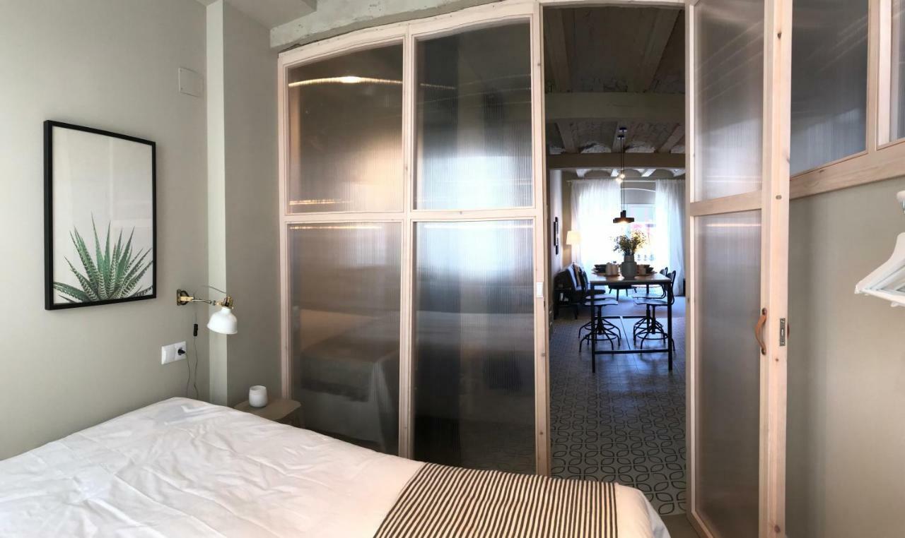 Romantic Apartment Valenza Esterno foto